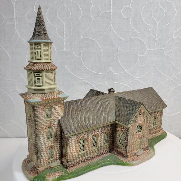 Lang & Wise Town Hall Colonial Brown Williamsburg Bruton Parish Church 1998 #22 - Picture 2 of 16